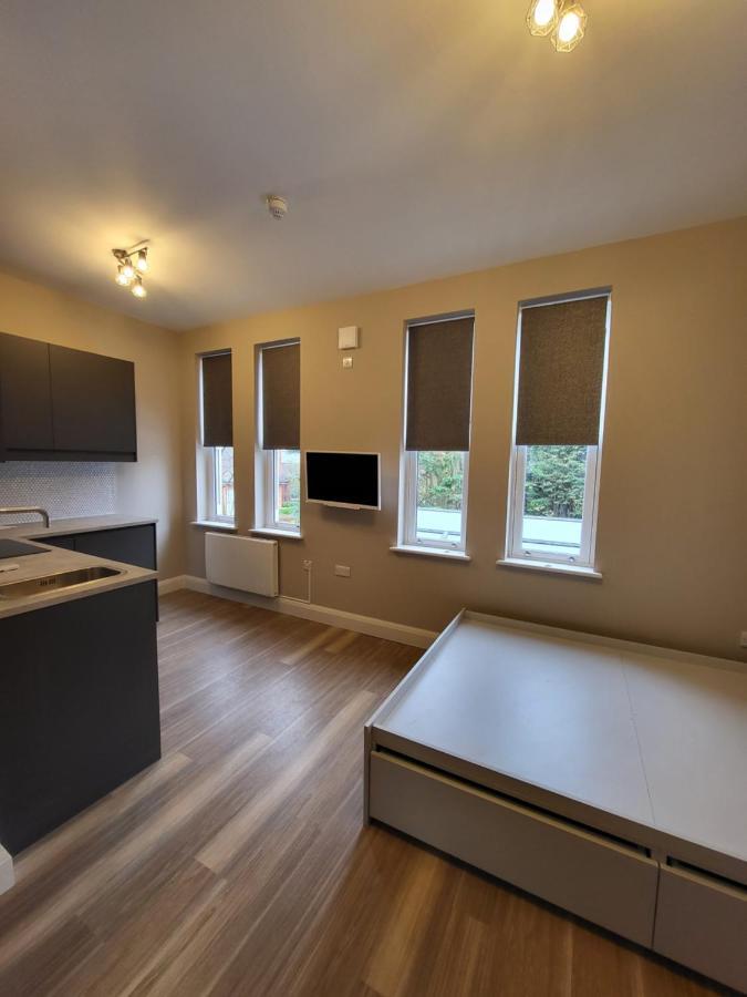 Sands House - Luxury Modern Studios With Secure Parking In Epsom, Surrey Værelse billede