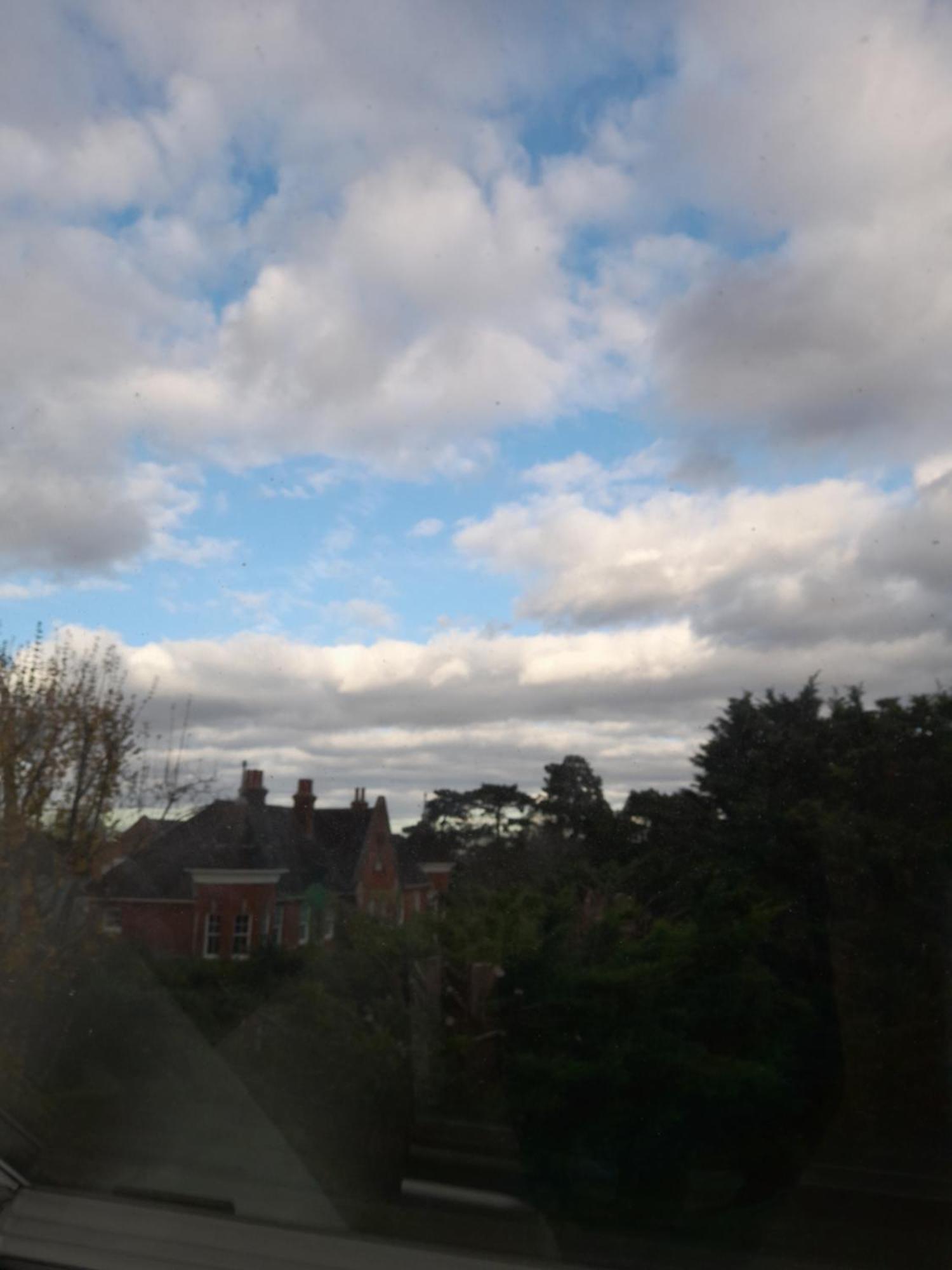 Sands House - Luxury Modern Studios With Secure Parking In Epsom, Surrey Værelse billede